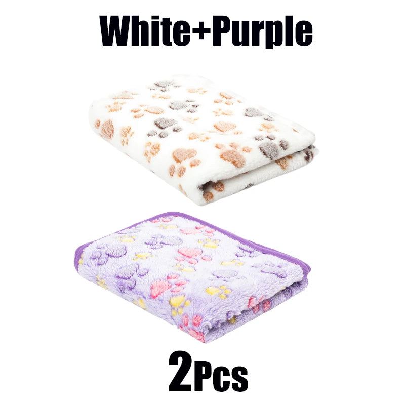 Mjuk Husdjurfilt med Söta Tassmönster – Fluffig & Värmande Filt för Katt och Hund