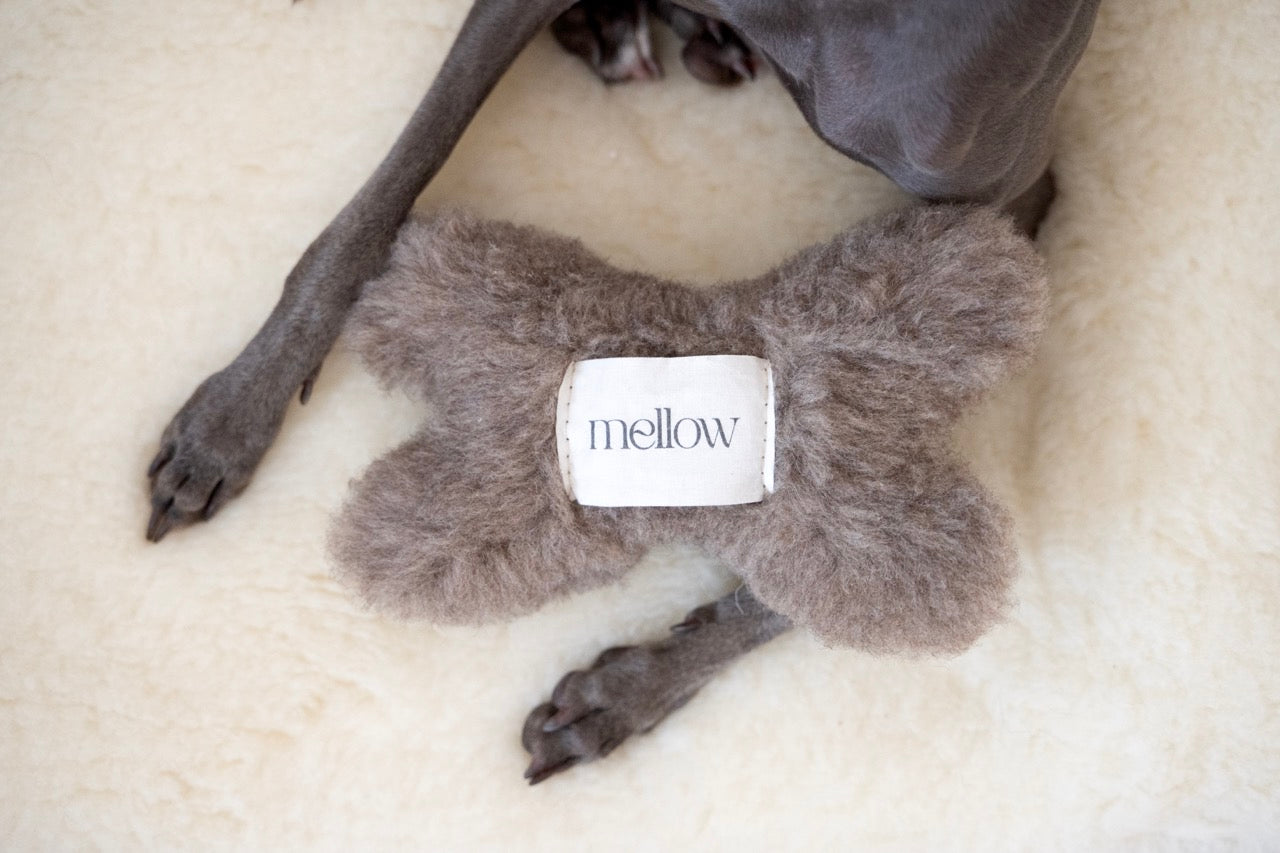 Naturligt Ullben för Hund – Handgjort & Ljudstimulerande